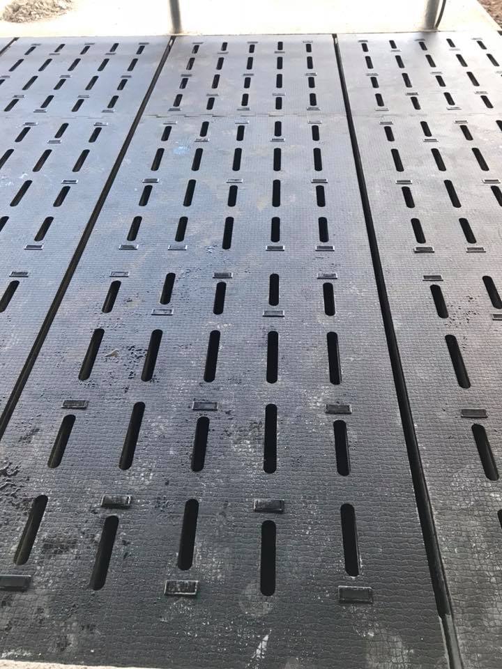 Rubber Cattle Slat Matts - Image 2