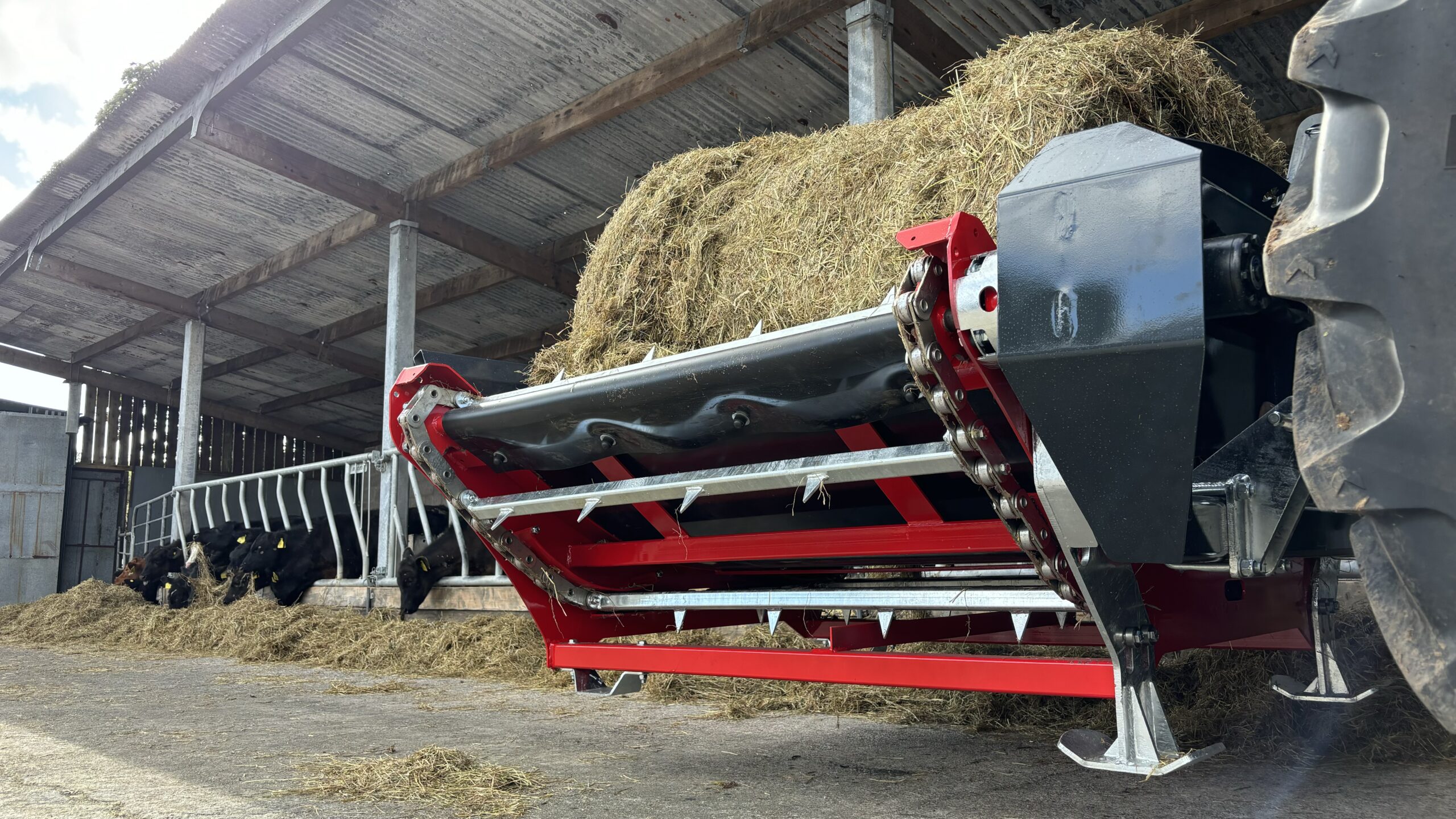 Nugent Bale Feeder - Image 2